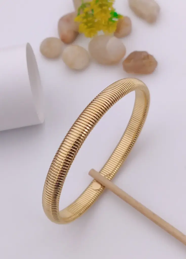 Gold-Tone Anti-Tarnish Ribbed Bracelet