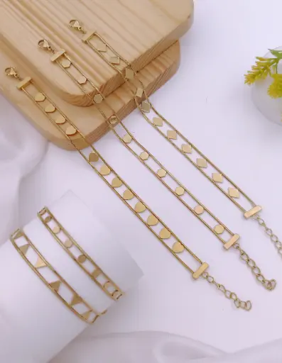 Geometric Elegance Anti-Tarnish Gold Bracelet(5 Designs)