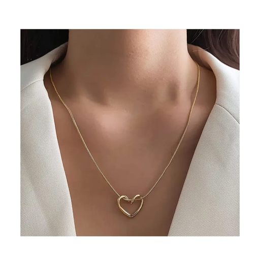 Golden Knot of Love Anti-Tarnish Necklace