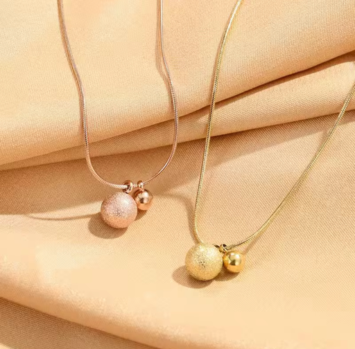 Titanium Steel Gold Ball Pendant Necklace, Metal Circular Pendant Necklace(ARTIFICIALE)