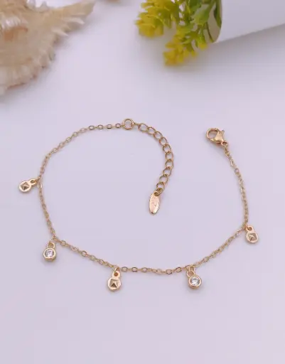 [K_B08] Anti-Tarnish Gold-Plated Charm Bracelet